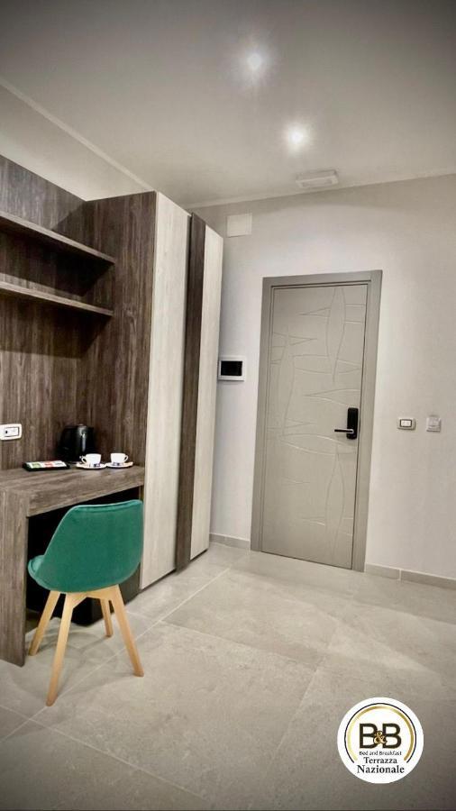 B&B Terrazza Nazionale Naples Exterior photo