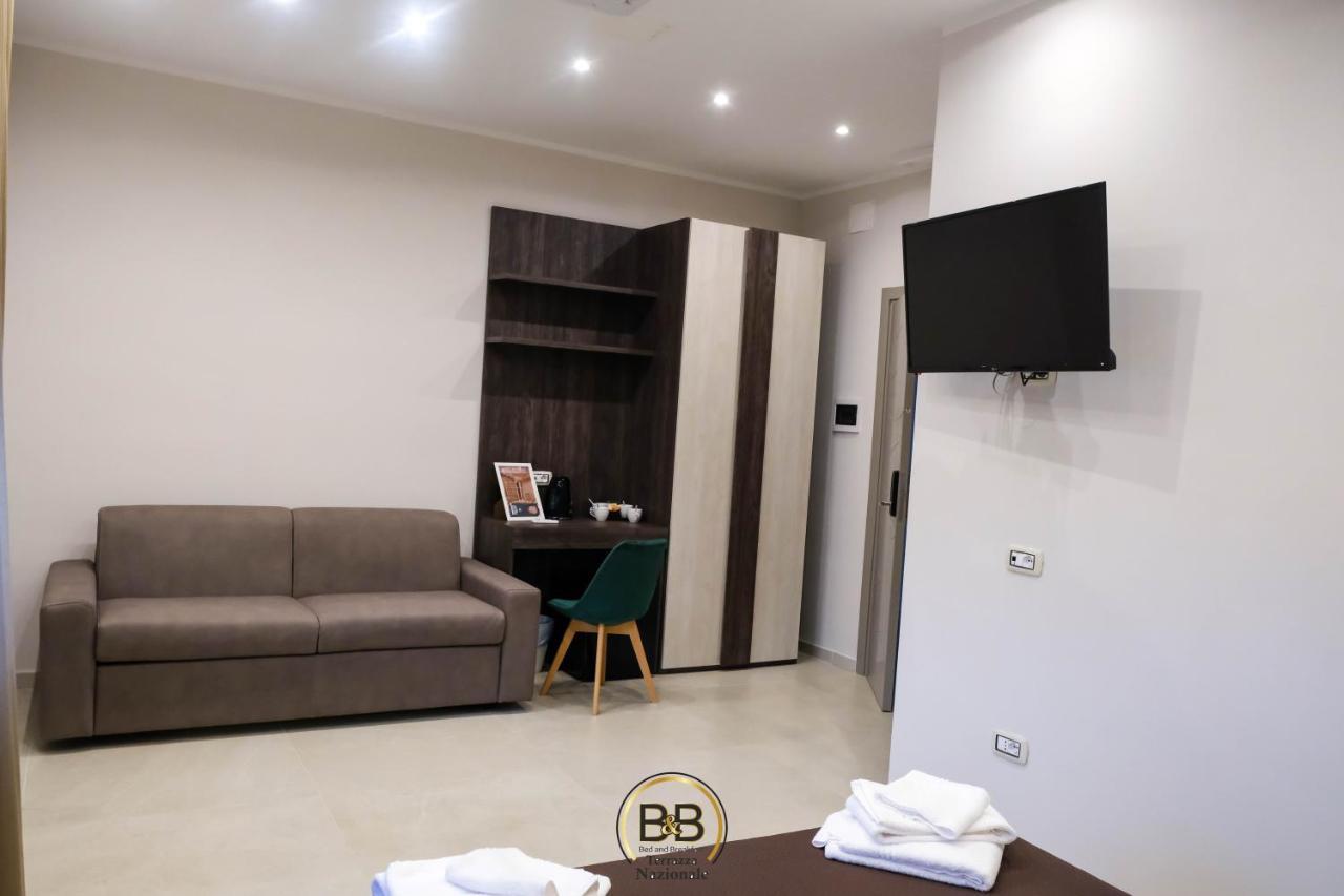B&B Terrazza Nazionale Naples Exterior photo