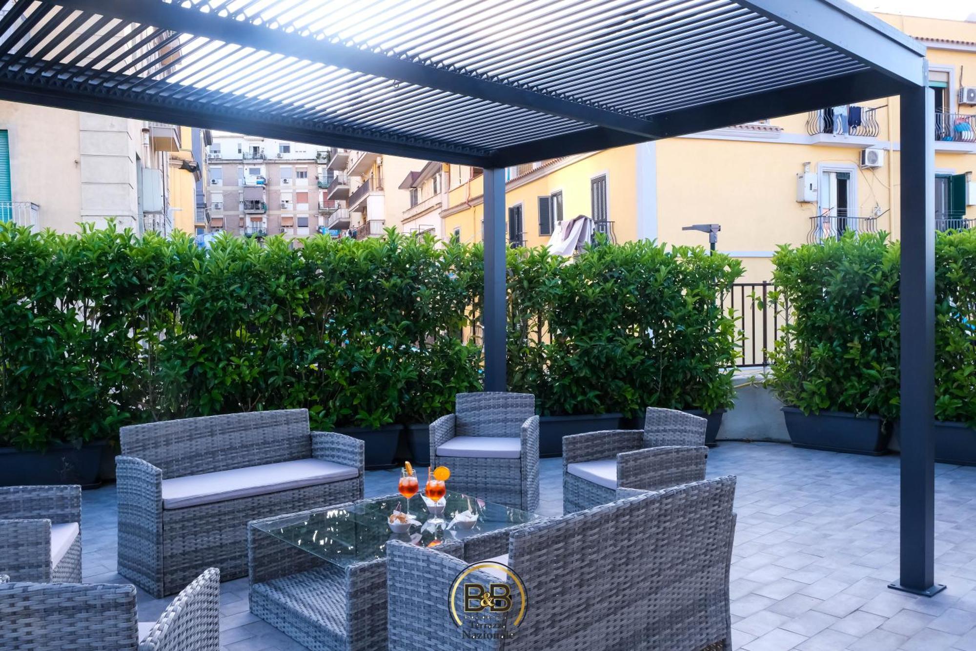 B&B Terrazza Nazionale Naples Exterior photo